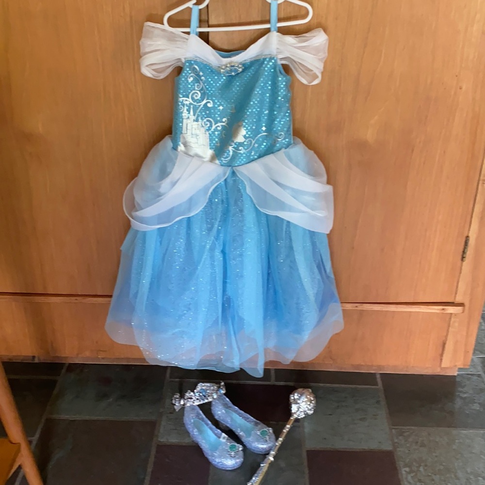 Cinderella Costume- dress (size 5/6), shoes (11/12), wand, and tiara. Disney.